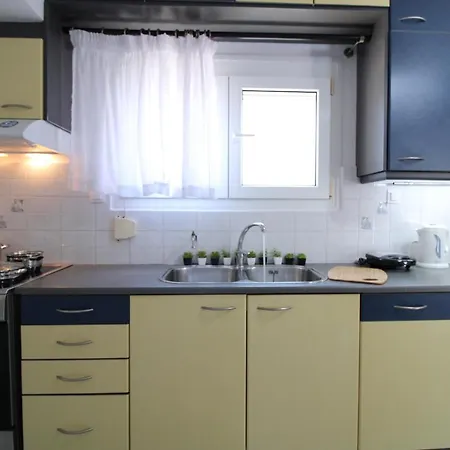 Stardust, The Apartment *