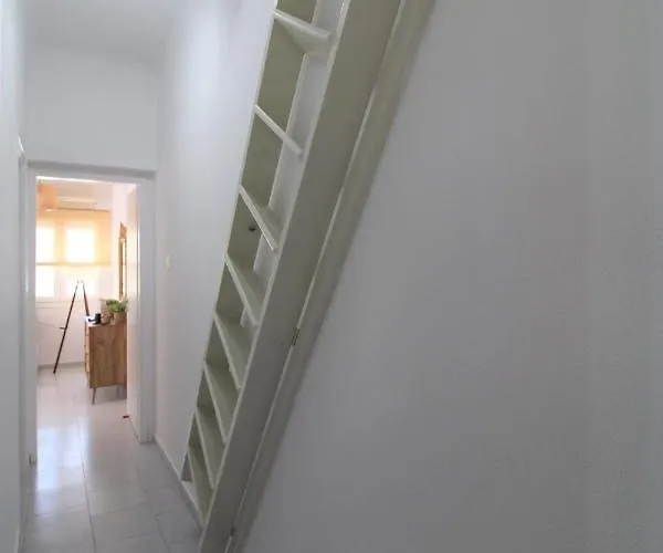 Stardust, The Adamantas